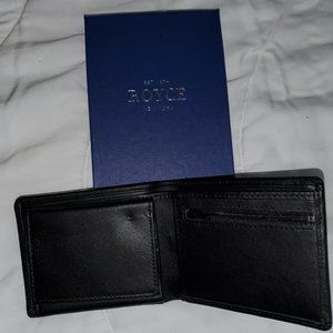 Black Royce Bifold Wallet with Zippered Coin Slot